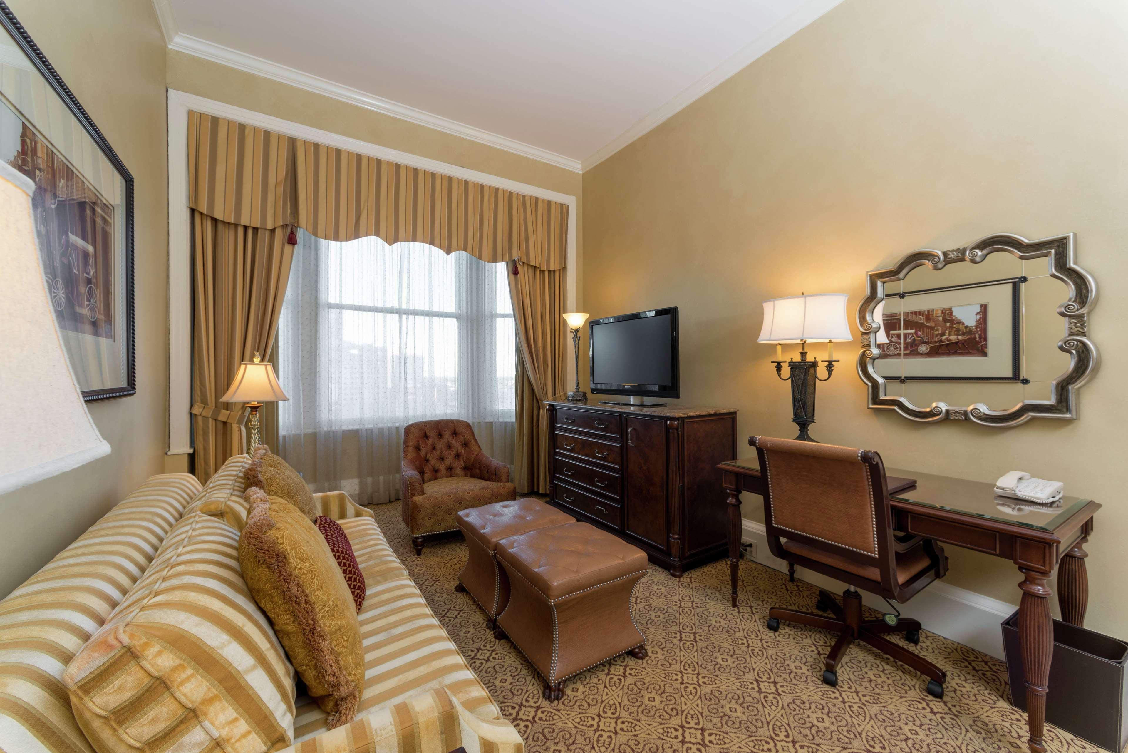 The Roosevelt - Waldorf Astoria & Hotel La Nouvelle-Orléans